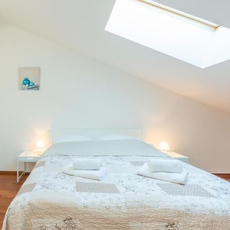 Apartment Mimoza 5, Baska, Krk 外观 照片